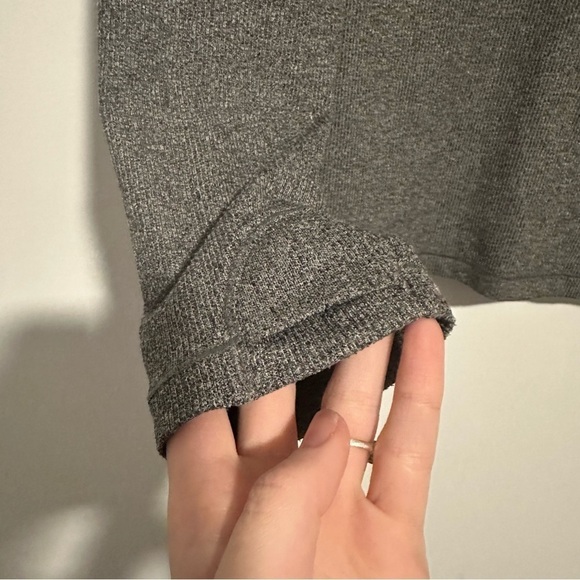 athleta uptempo ribbed henley grey long sleeve top - Picture 6 of 9